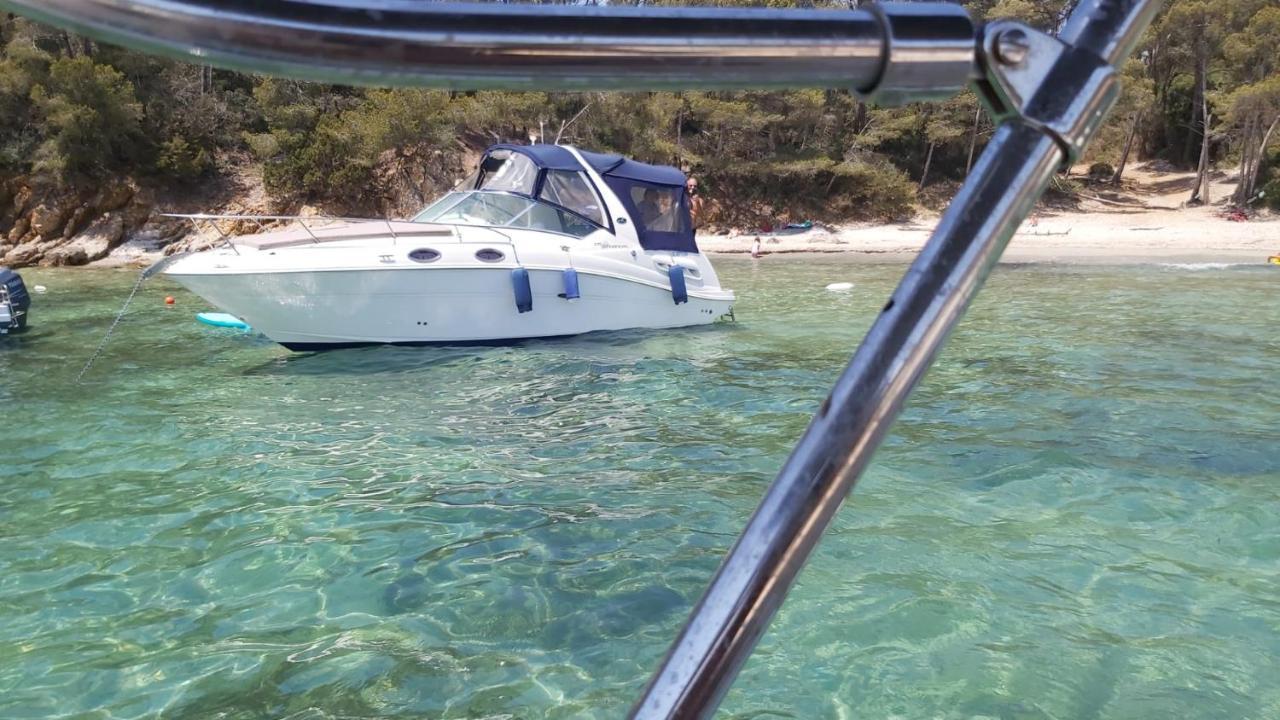 Hotel Hebergement Insolite Sur Un Bateau À Quai La Londe-les-Maures Esterno foto